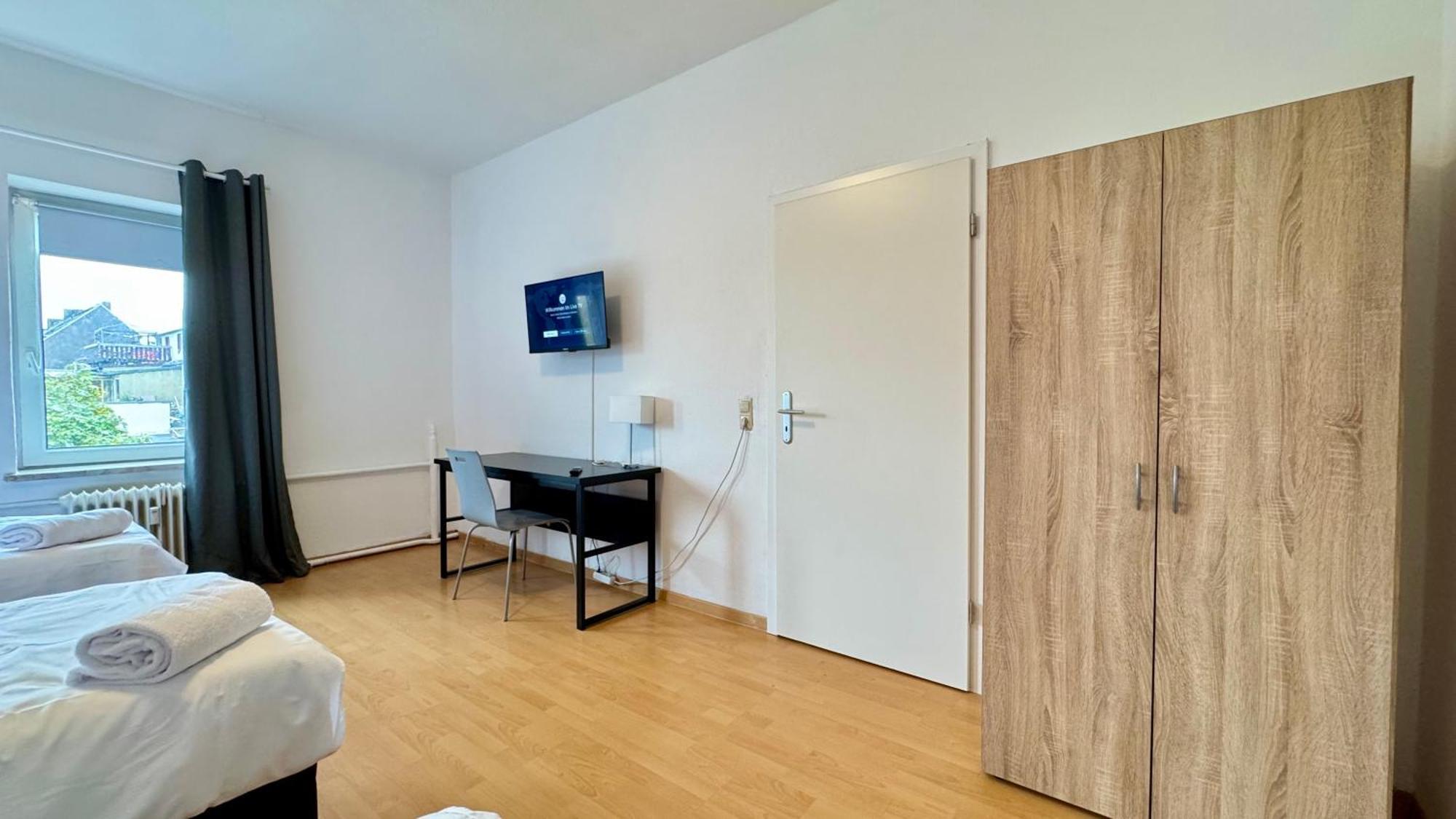 Apartments Im Herzen Von Neumuenster Innenstadt & Hbf Fusslaeufig, Mit Privatparkplatz Esterno foto
