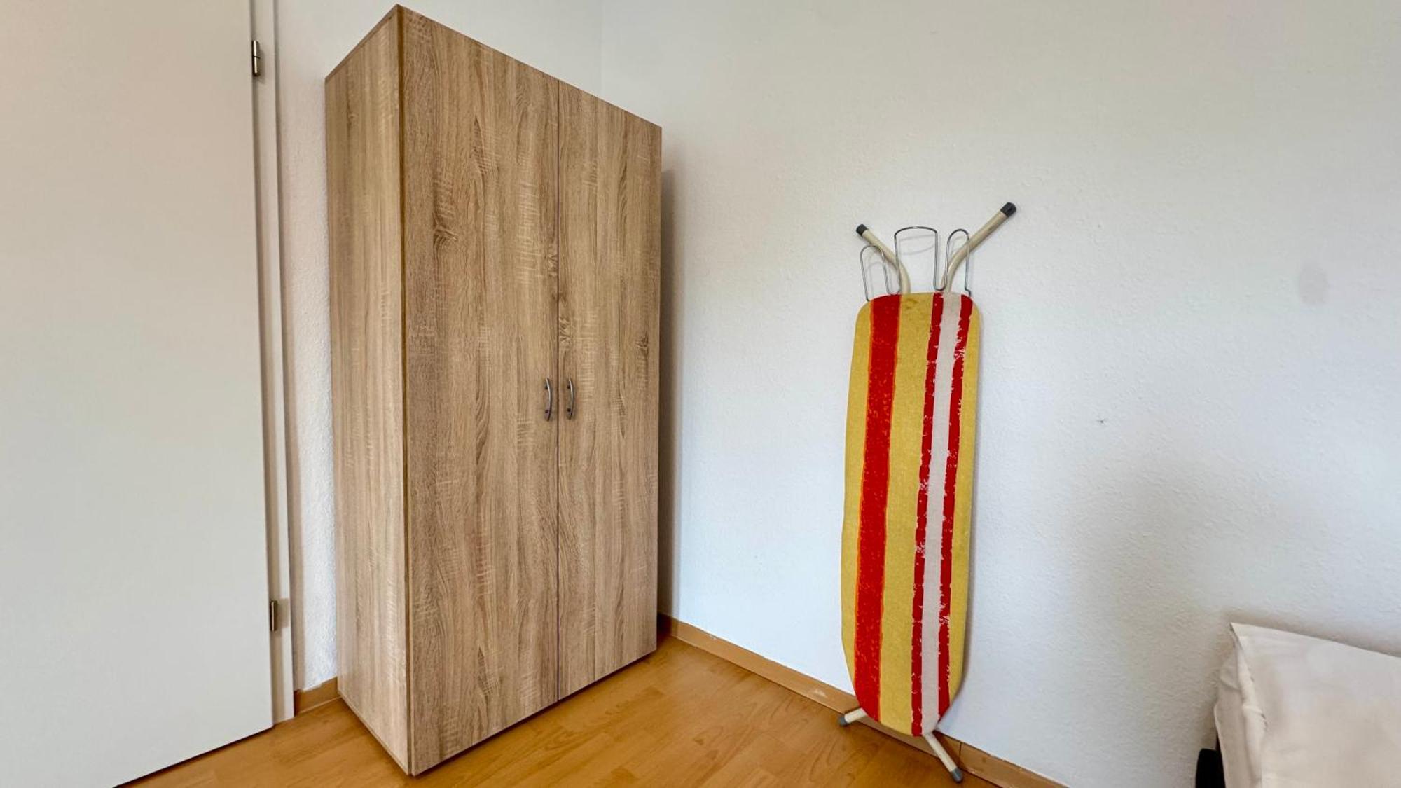 Apartments Im Herzen Von Neumuenster Innenstadt & Hbf Fusslaeufig, Mit Privatparkplatz Esterno foto