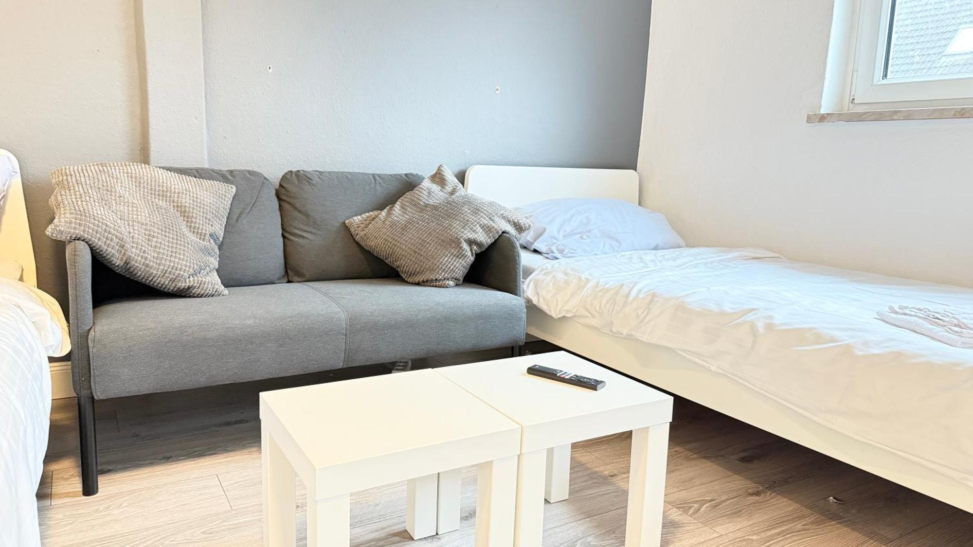 Apartments Im Herzen Von Neumuenster Innenstadt & Hbf Fusslaeufig, Mit Privatparkplatz Esterno foto
