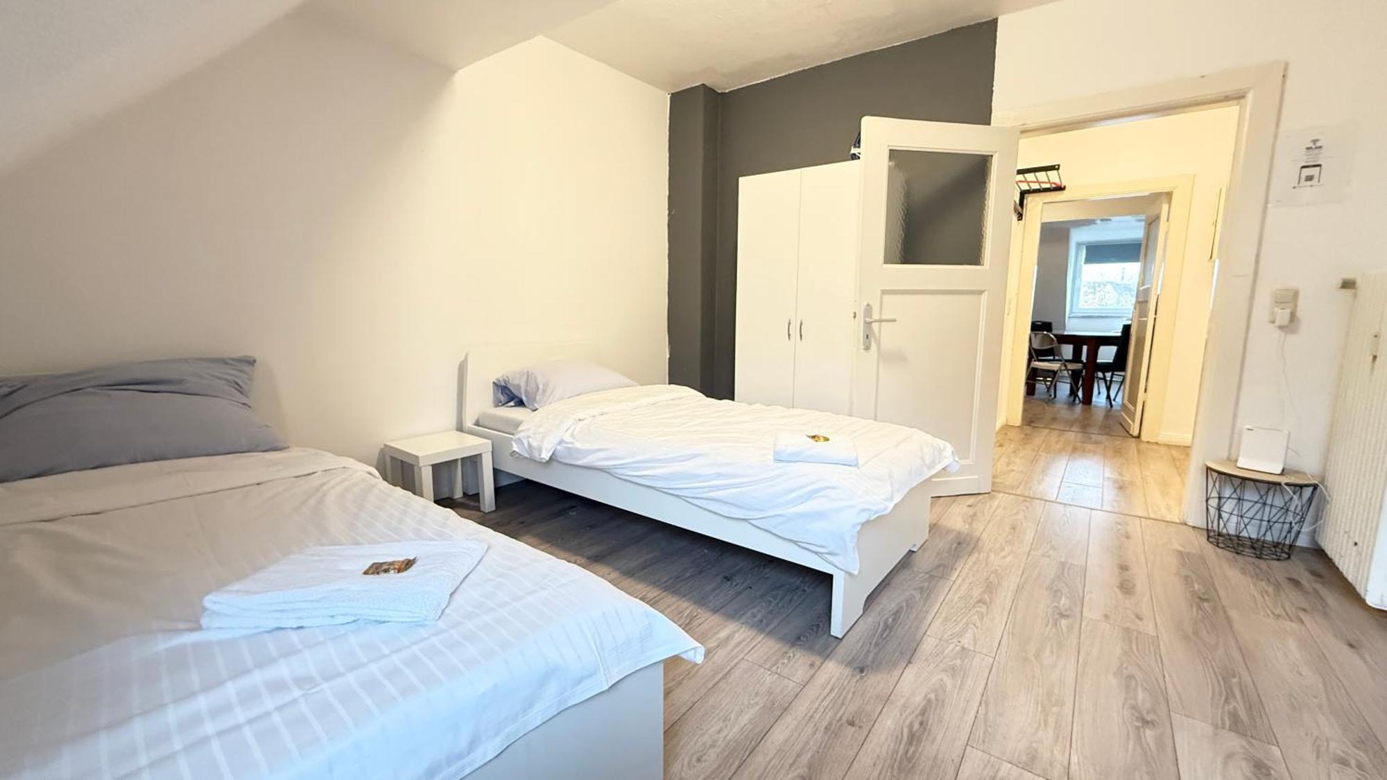 Apartments Im Herzen Von Neumuenster Innenstadt & Hbf Fusslaeufig, Mit Privatparkplatz Esterno foto