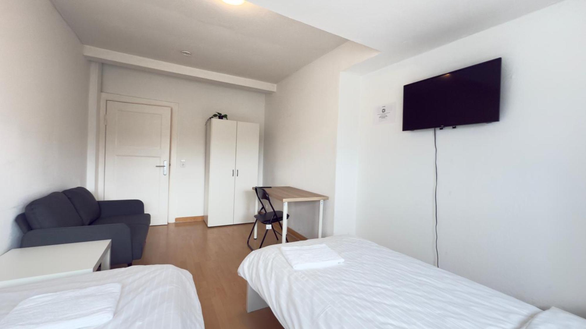 Apartments Im Herzen Von Neumuenster Innenstadt & Hbf Fusslaeufig, Mit Privatparkplatz Esterno foto