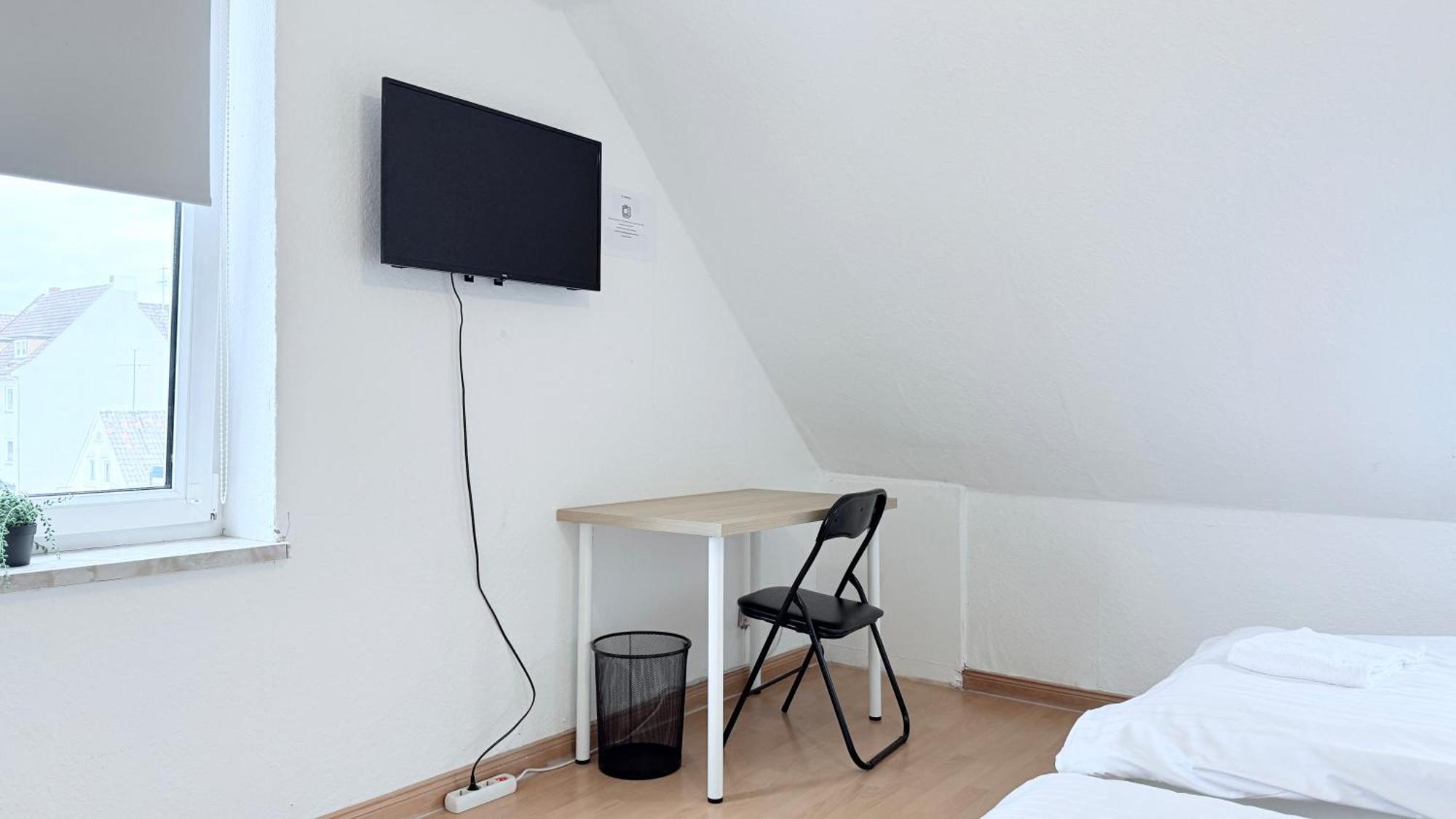 Apartments Im Herzen Von Neumuenster Innenstadt & Hbf Fusslaeufig, Mit Privatparkplatz Esterno foto