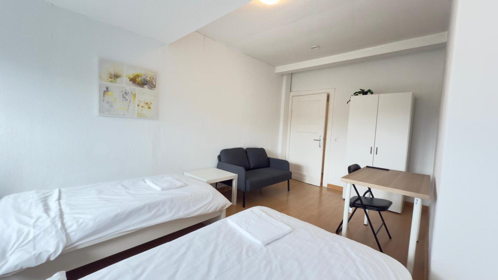 Apartments Im Herzen Von Neumuenster Innenstadt & Hbf Fusslaeufig, Mit Privatparkplatz Esterno foto